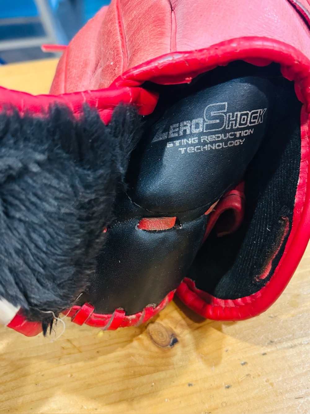 Rawlings Highlight 12inch Red Leather Women's Glove - Picture 4 of 4